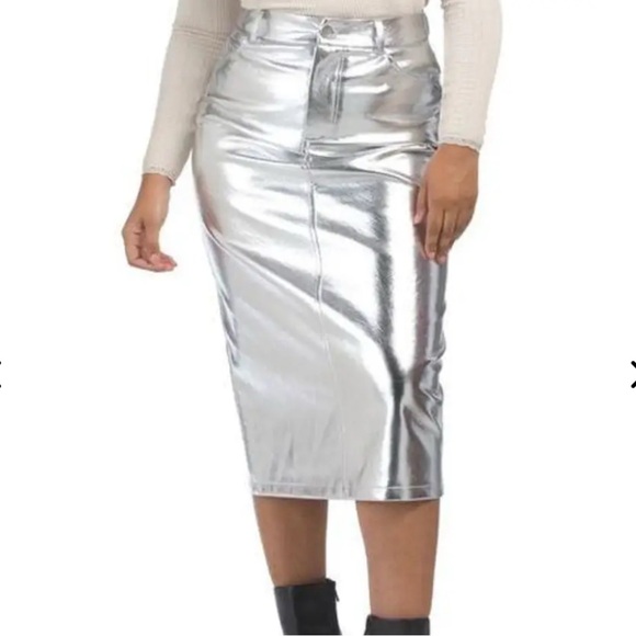 7 For All Mankind Dresses & Skirts - NWT 7 for All Mankind Metallic Silver Faux‎ Leather Midi Skirt Sz XS